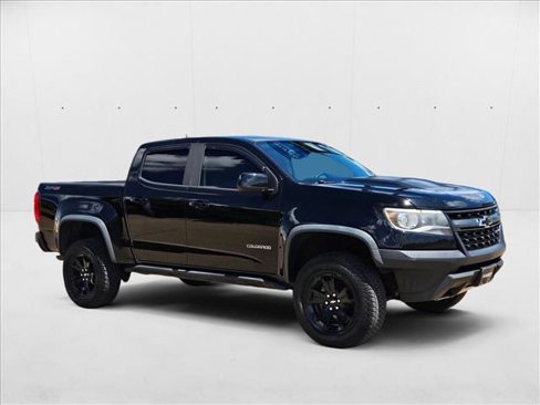 Used 2018 Chevrolet Colorado ZR2 w/ ZR2 Midnight Special Edition image 3