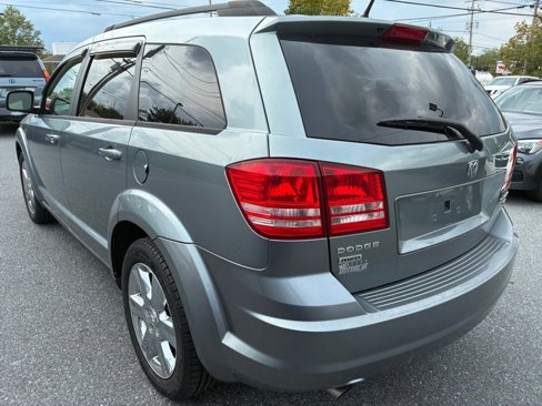 Used 2010 Dodge Journey SXT w/ Flexible Seating Group image 6