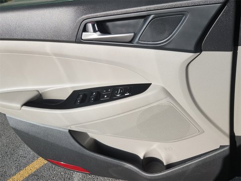 Used 2018 Hyundai Tucson SEL image 8