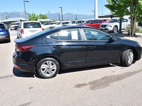 Used 2020 Hyundai Elantra SEL image 10