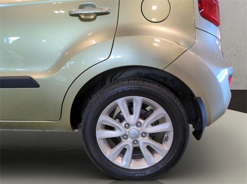 Used 2013 Kia Soul + w/ Audio Pkg image 24