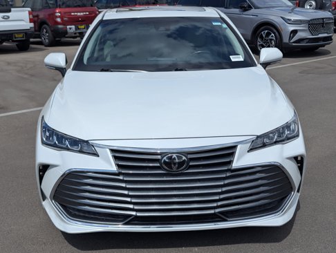 Used 2020 Toyota Avalon XLE image 6