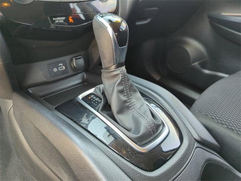 Certified 2021 Nissan Rogue Sport S image 33