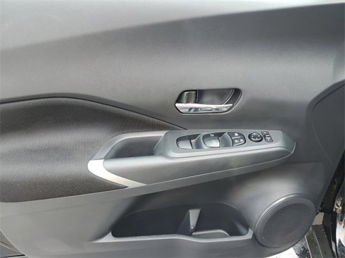 Used 2024 Nissan Kicks SV image 19