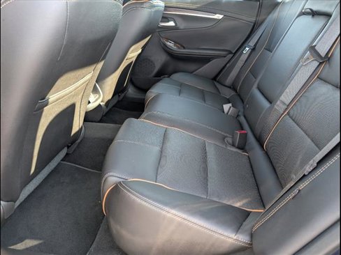 Used 2015 Chevrolet Impala LTZ image 12