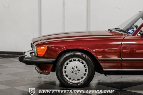 Used 1988 Mercedes-Benz 560 SL image 24