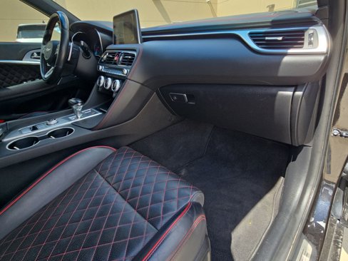Used 2019 Genesis G70 2.0T Advanced w/ Sport Package image 26