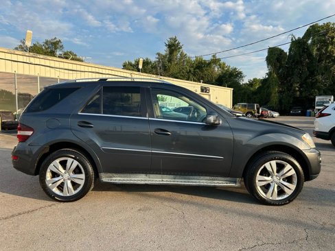 Used 2011 Mercedes-Benz ML 350 4MATIC w/ Premium 1 Pkg image 6
