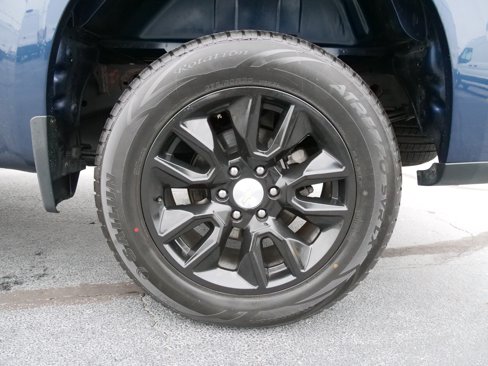 Used 2022 Chevrolet Silverado 1500 Custom image 13