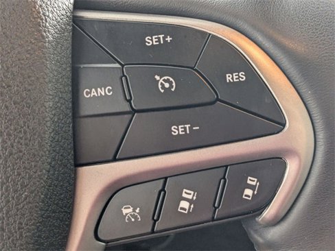 Used 2018 Jeep Grand Cherokee High Altitude image 18