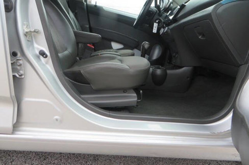 Used 2014 Chevrolet Spark LT image 16
