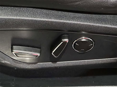 Used 2018 Lincoln MKC Premiere image 12