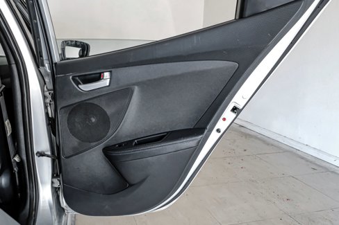 Used 2013 Hyundai Veloster Turbo image 39