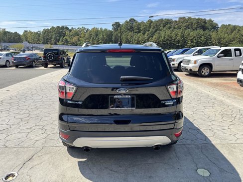 Used 2017 Ford Escape Titanium image 10