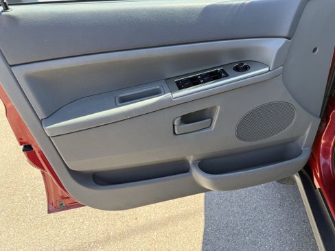 Used 2006 Jeep Grand Cherokee Laredo image 12