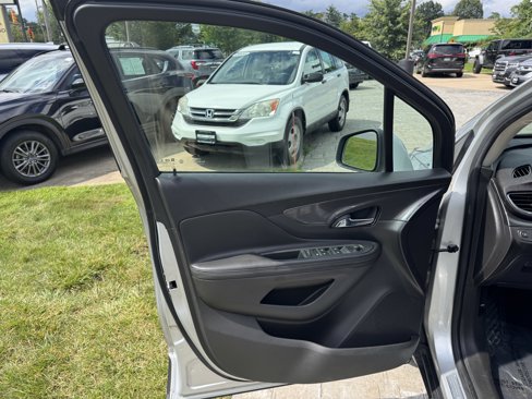Used 2020 Buick Encore Preferred w/ Safety Package image 27