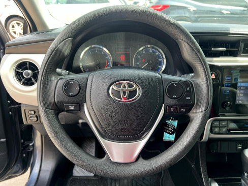 Used 2019 Toyota Corolla LE image 14