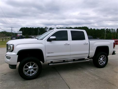Used 2017 GMC Sierra 1500 Denali image 4
