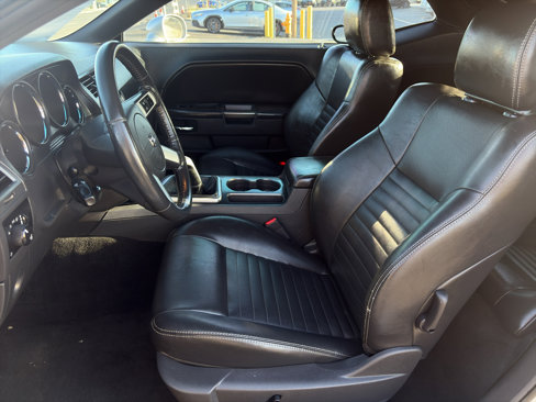 Used 2010 Dodge Challenger R/T image 26