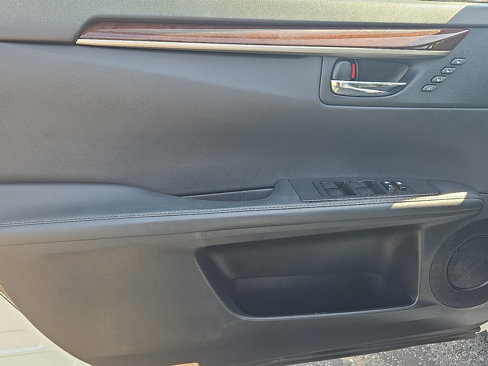 Used 2014 Lexus ES 350 image 12