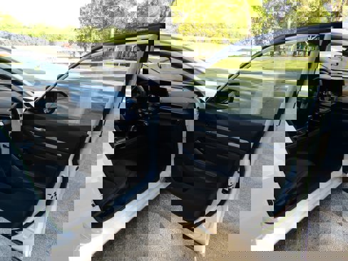 Used 2025 Nissan Altima 2.5 SR w/ SR Premium Package image 17