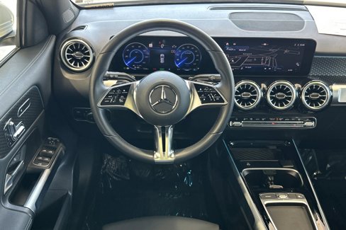 Certified 2024 Mercedes-Benz EQB 300 4MATIC image 14
