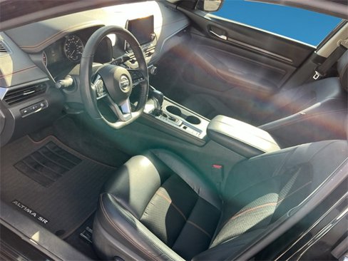 Used 2020 Nissan Altima 2.5 SR w/ Premium Package image 17