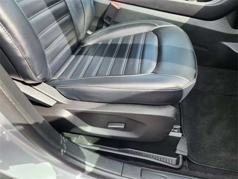 Used 2023 Ford Edge SEL image 19