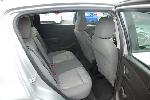 Used 2020 Chevrolet Sonic LT image 17