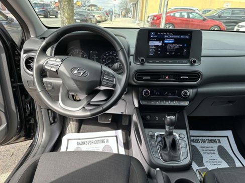 Used 2022 Hyundai Kona SEL w/ Convenience Package image 18