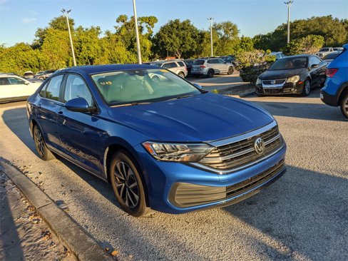 Used 2024 Volkswagen Jetta S image 4