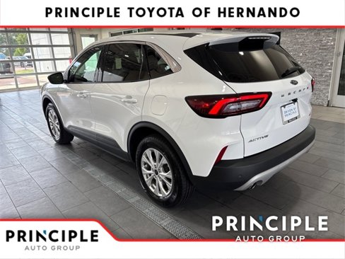 Used 2024 Ford Escape Active w/ Tech Pack #1 image 8