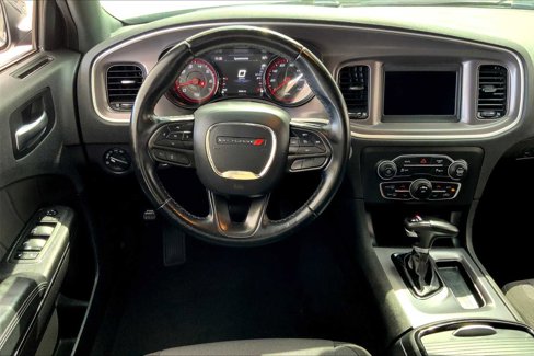 Used 2022 Dodge Charger SXT w/ Blacktop Package image 5