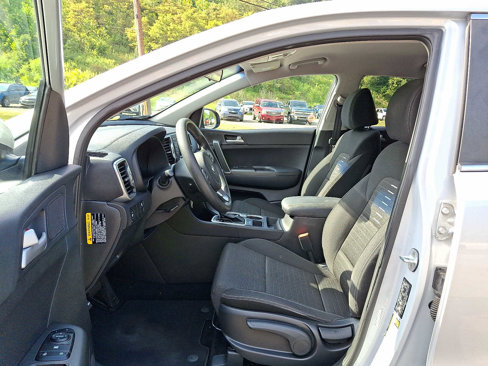 Used 2018 Kia Sportage LX image 15