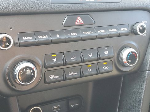 Used 2022 Kia Sportage LX image 29