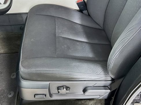 Used 2017 Ford Expedition XLT image 22