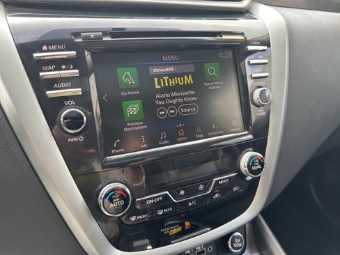 Used 2019 Nissan Murano S image 21
