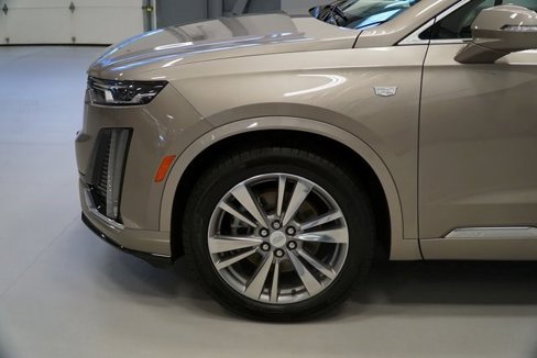 Certified 2022 Cadillac XT6 Premium Luxury image 10