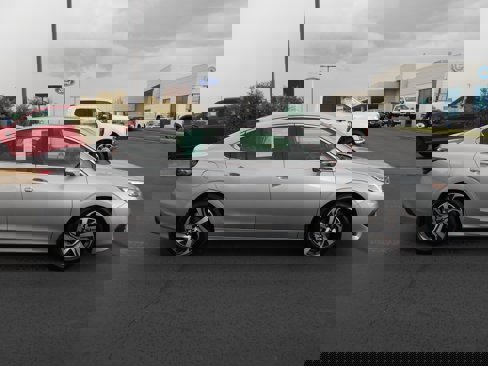Used 2020 Subaru Legacy Limited image 3