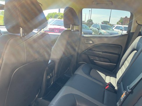 Used 2021 GMC Canyon AT4 image 18