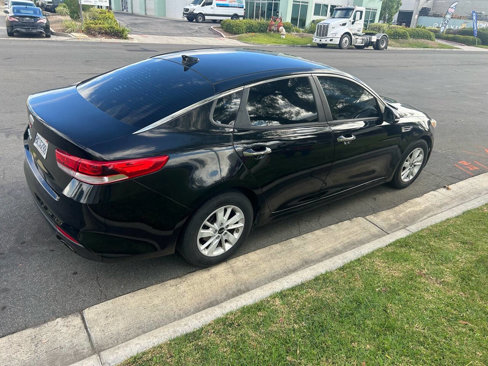Used 2018 Kia Optima LX image 9