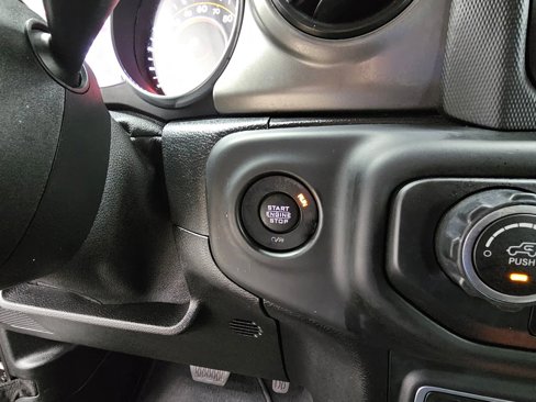 Used 2018 Jeep Wrangler Unlimited Sport image 20