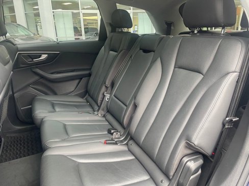 Used 2022 Audi Q7 Premium Plus image 22