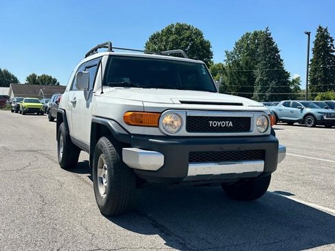 Used 2010 Toyota FJ Cruiser 4WD image 15