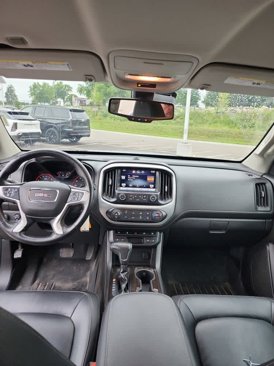 Used 2015 GMC Canyon SLT w/ Driver Alert Package image 7