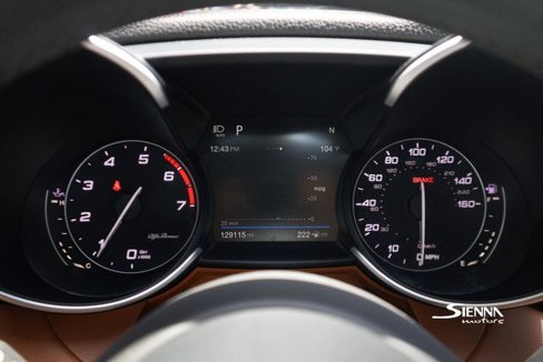 Used 2018 Alfa Romeo Giulia image 23