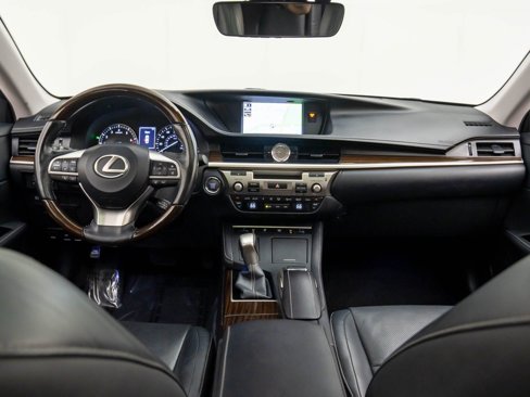 Used 2017 Lexus ES 350 image 9