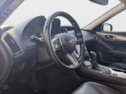 Used 2020 INFINITI Q50 Luxe image 10