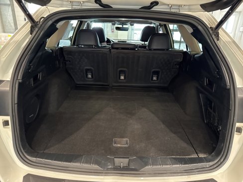 Used 2020 Subaru Outback Limited XT w/ Popular Package #2 image 18
