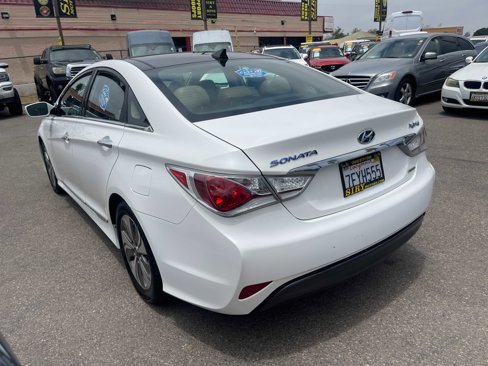 Used 2014 Hyundai Sonata Limited w/ Panoramic Sunroof Package 02 image 5